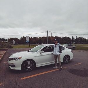 Meet your Posher, Brett